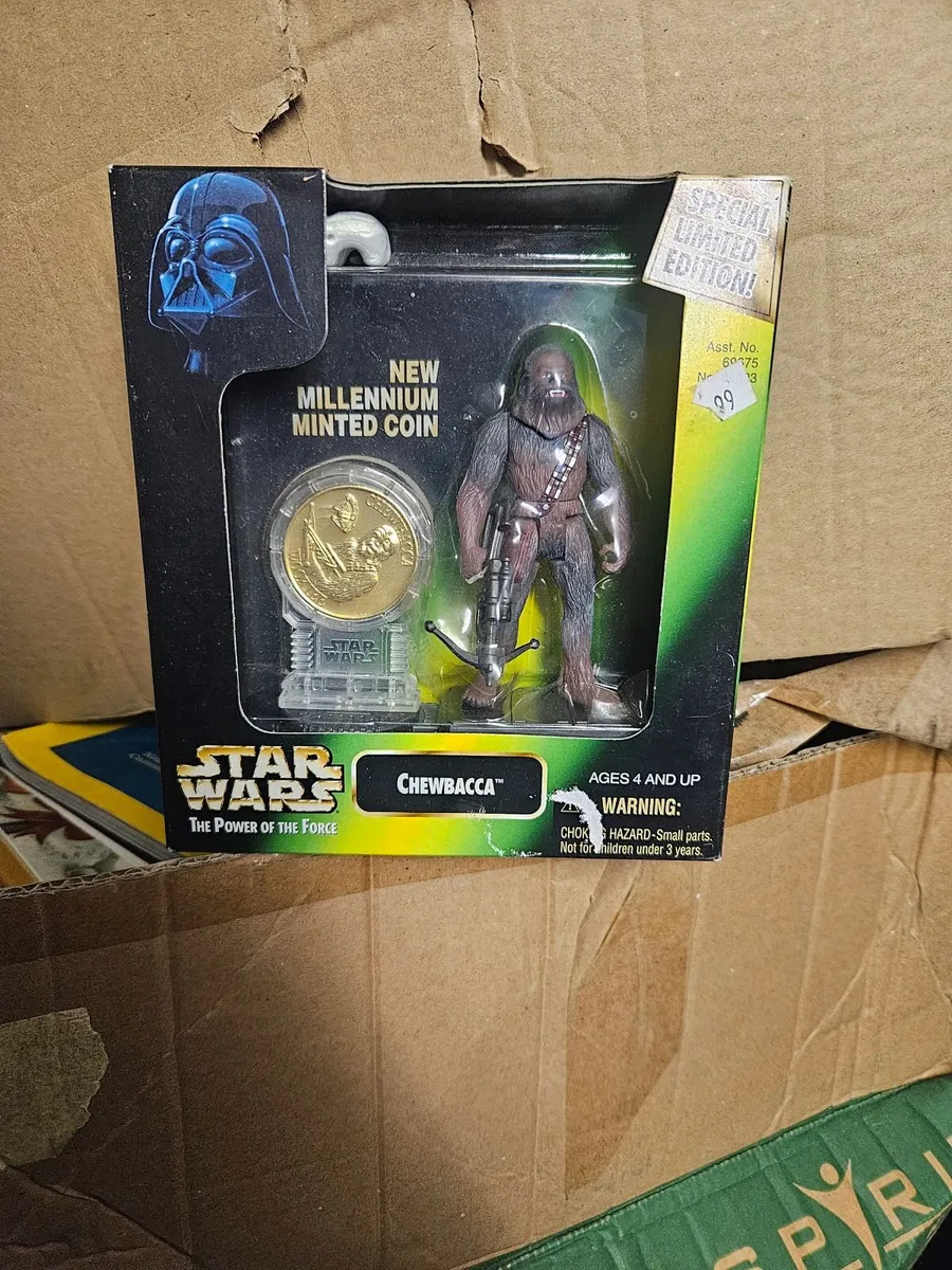Star Wars Chewbacca Millennium Minted Coin - Image 1