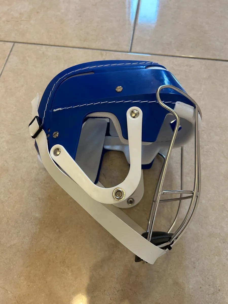 Hurling Helmet - Image 3