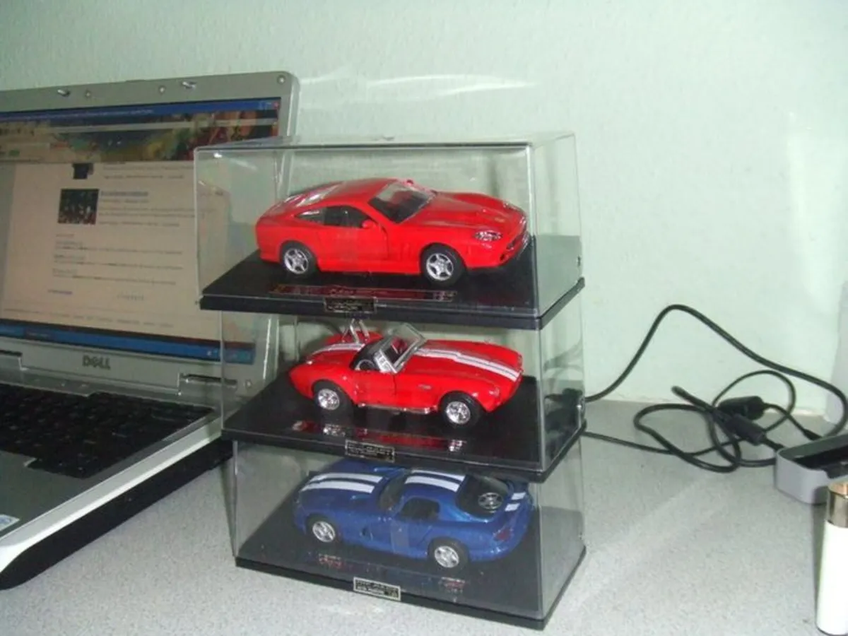 Car Model's X 3 - Image 1