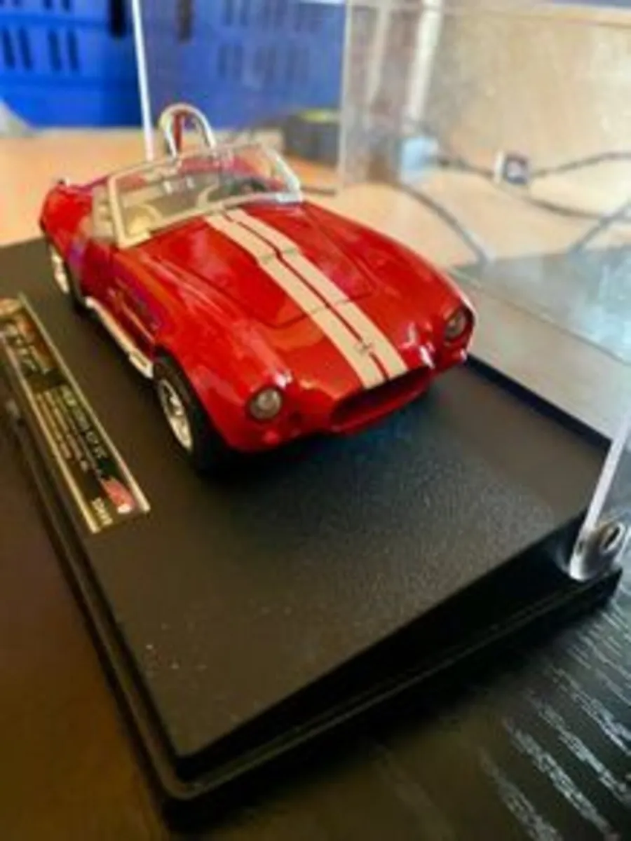 Car Model's X 3 - Image 2
