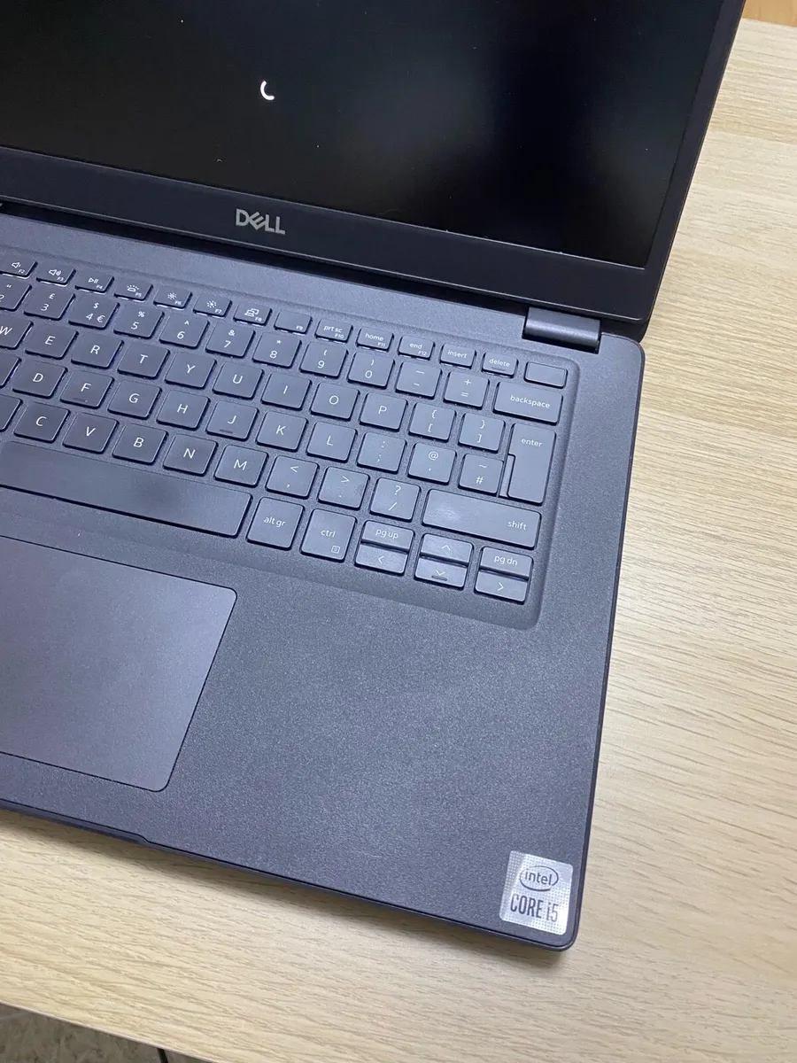 Dell i5 pro 8/256 w11 Touchscreen - Image 2