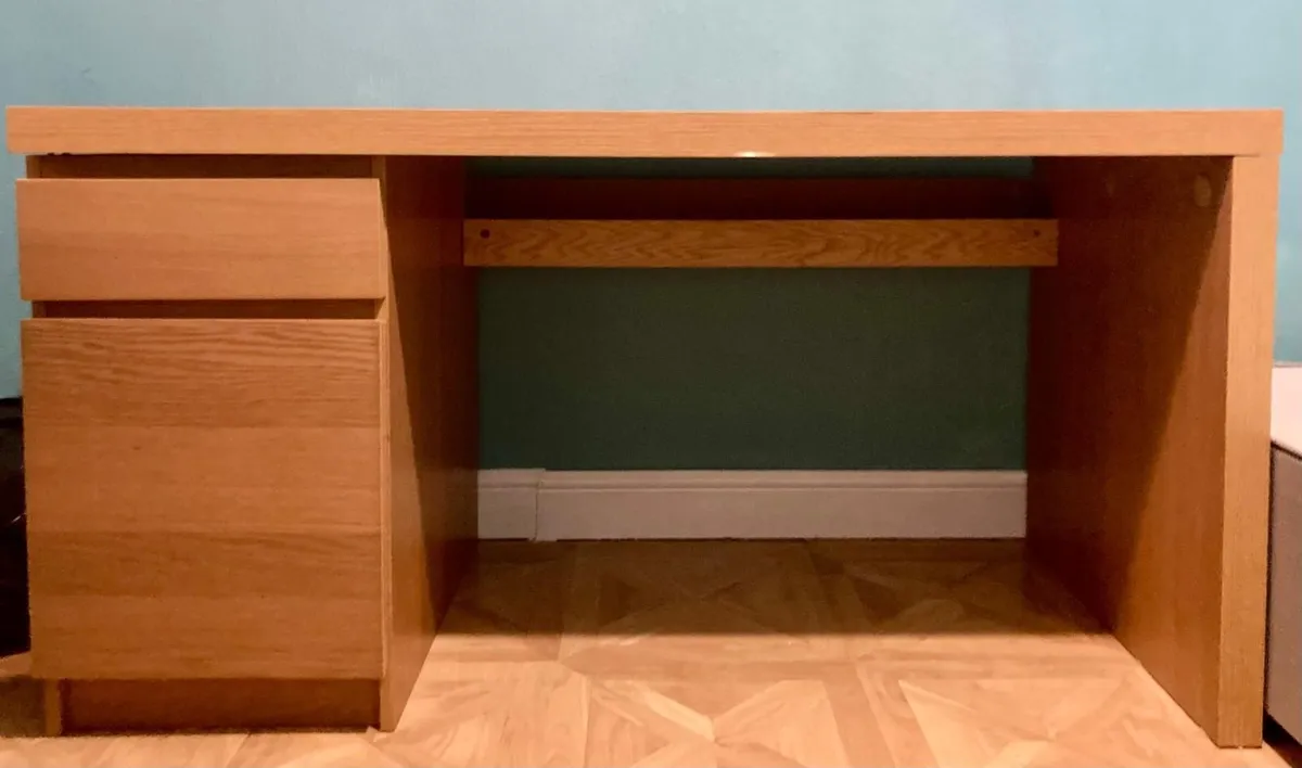 Desk - Image 2