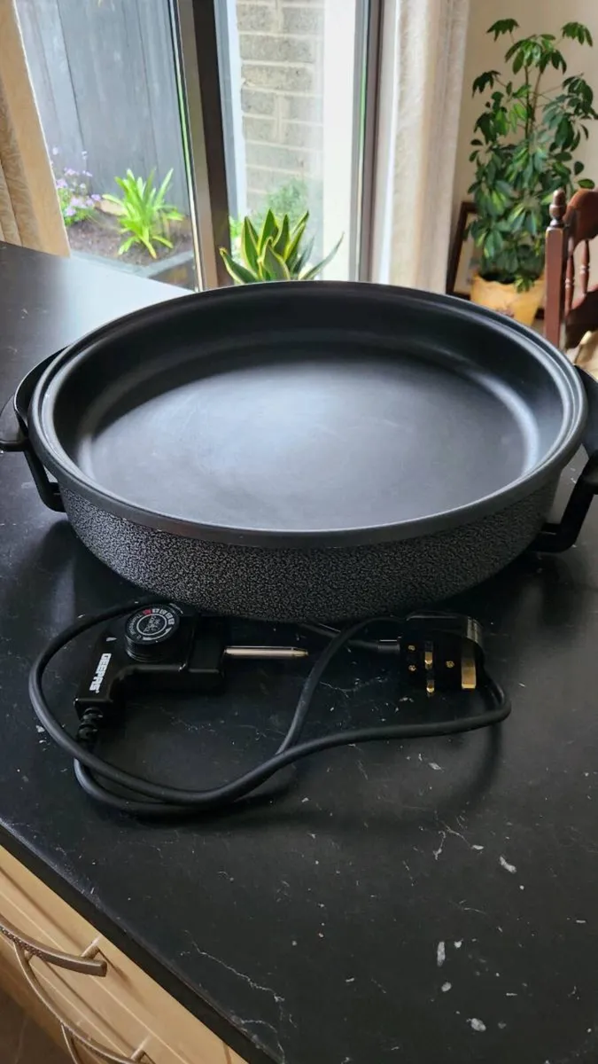Electric frying pan - Image 2