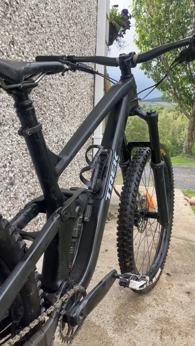 Trek Slash 7 2021 - Image 3