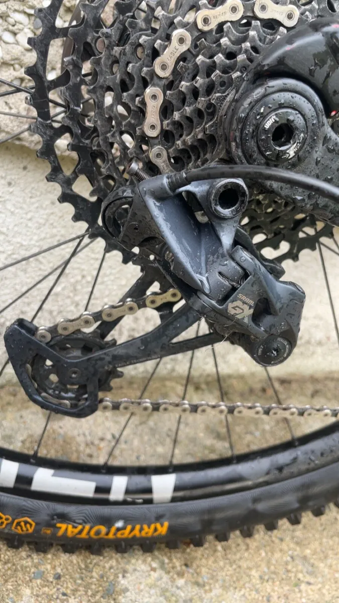 Trek Slash 7 2021 - Image 4