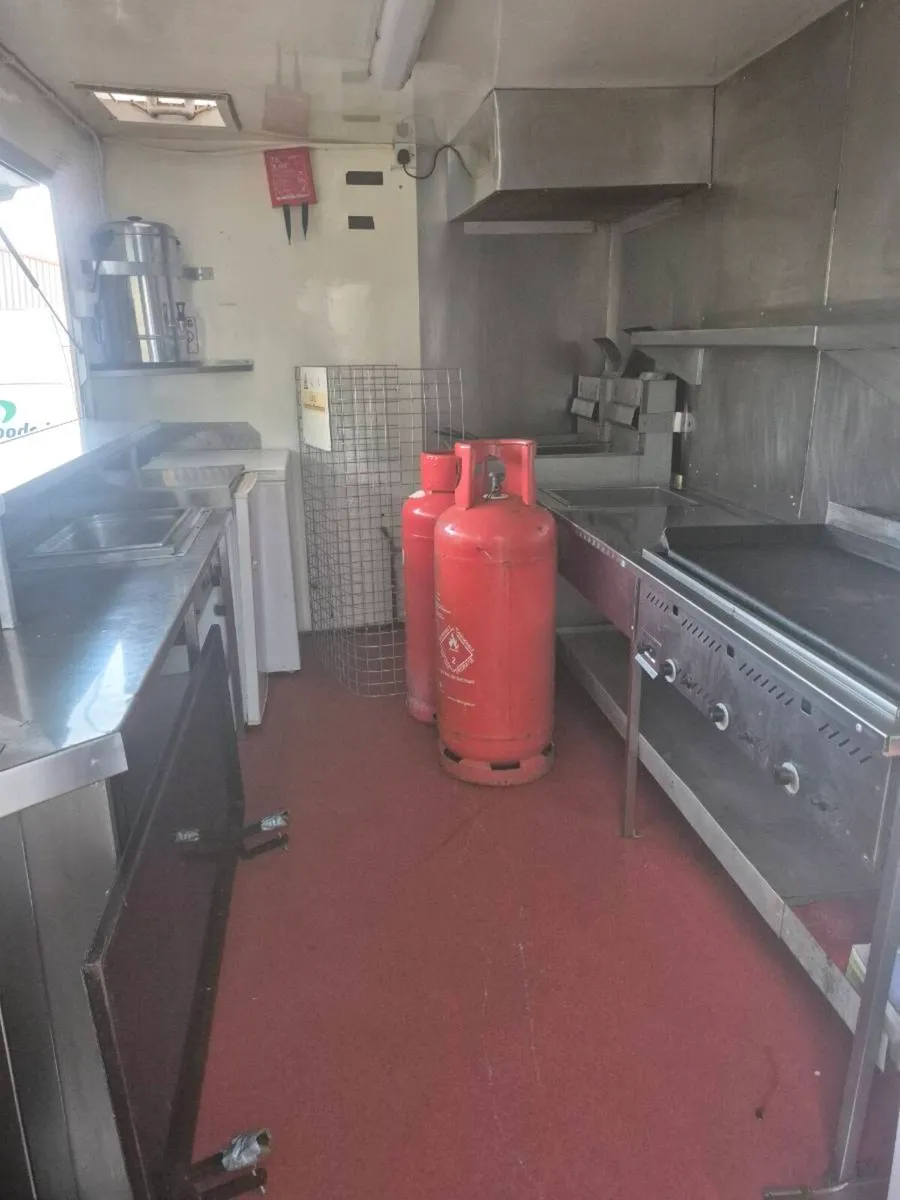 Mobile Catering Trailer - Image 4