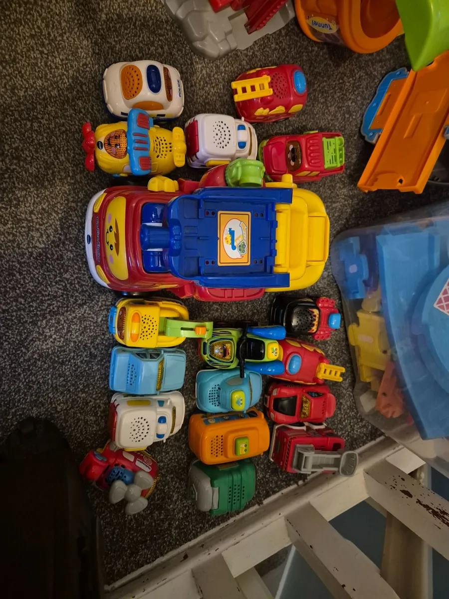 Toys - Image 4