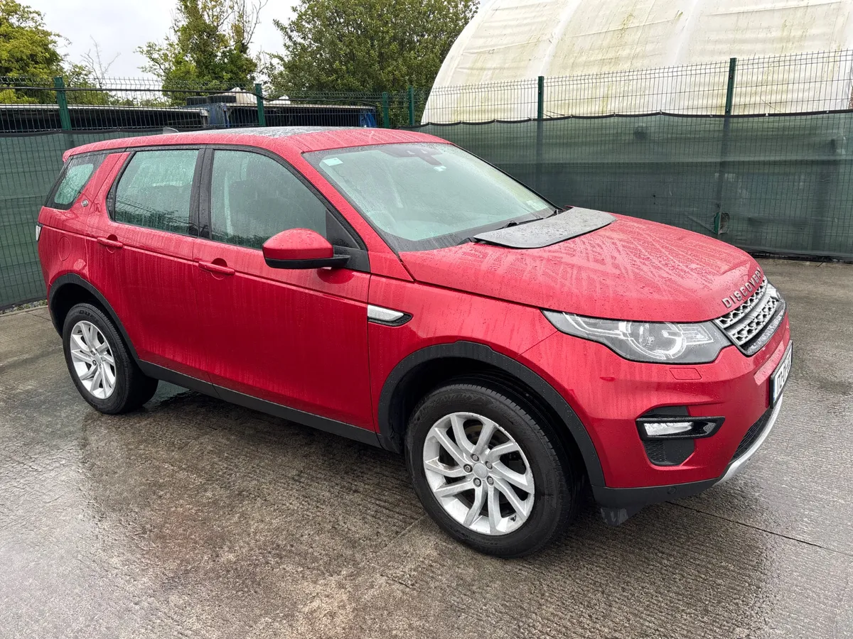 172 Landrover Discovery Sport HSE 7 Seater - Image 2