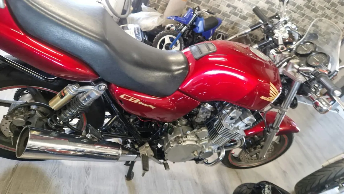 Honda cb750 - Mint - Image 3