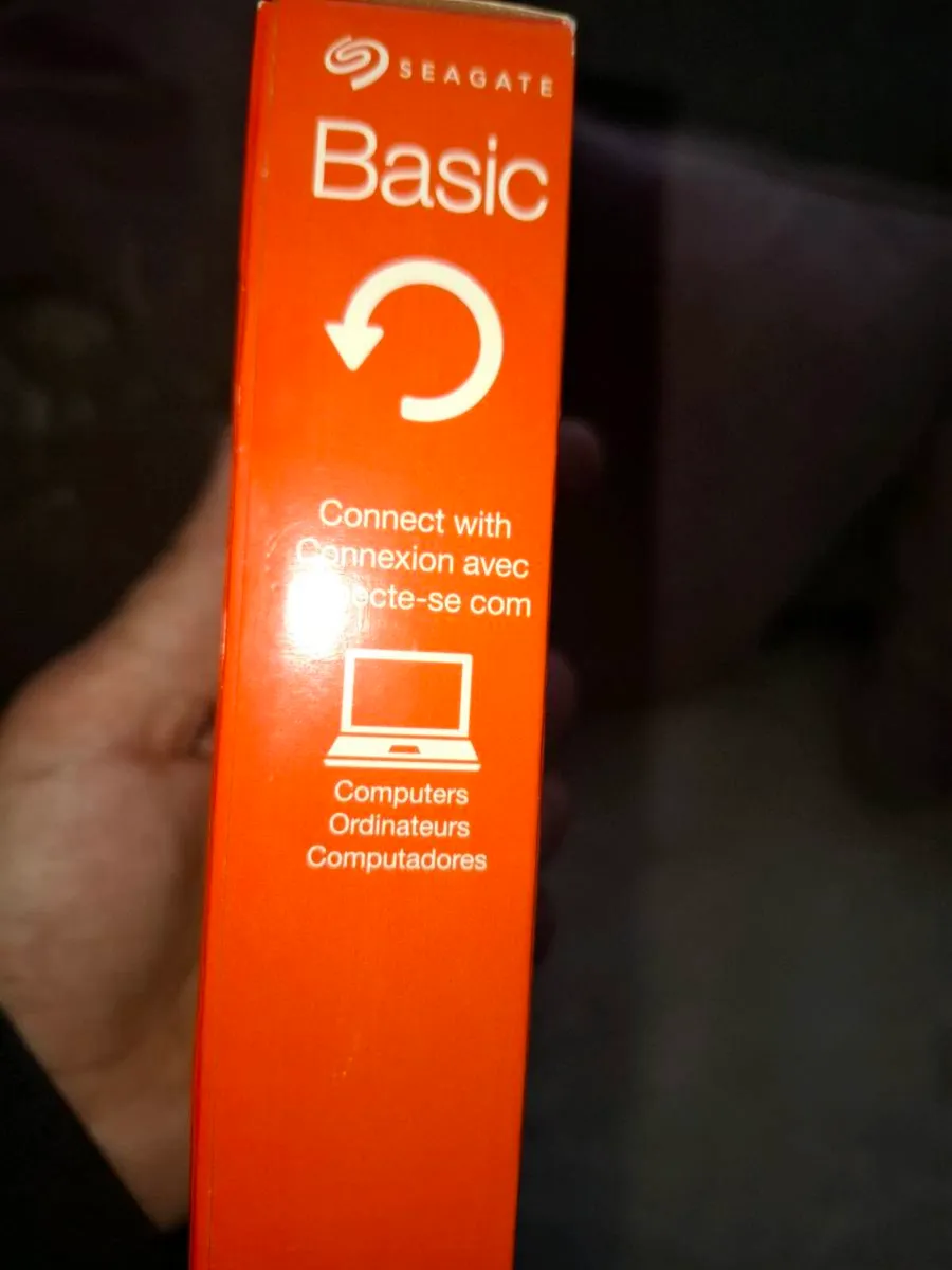 Seagate 2tb hard drive brand new - Image 3