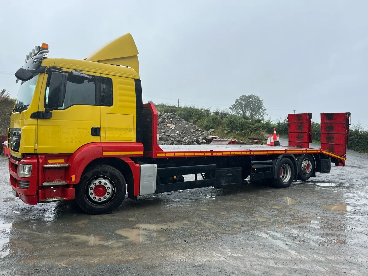 Low loader lorry - Image 2