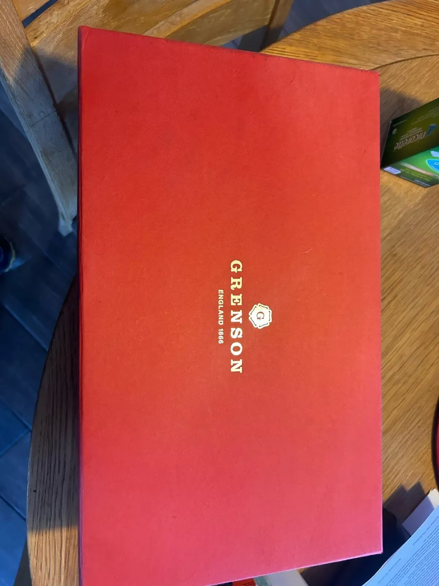 Grenson size 43 g tan derby - Image 1