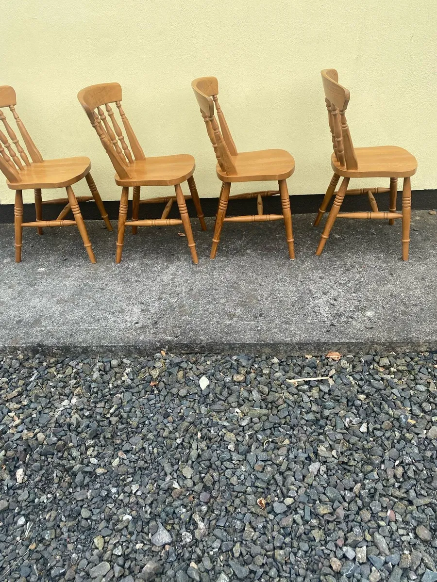 Kitchen chairs - Image 2