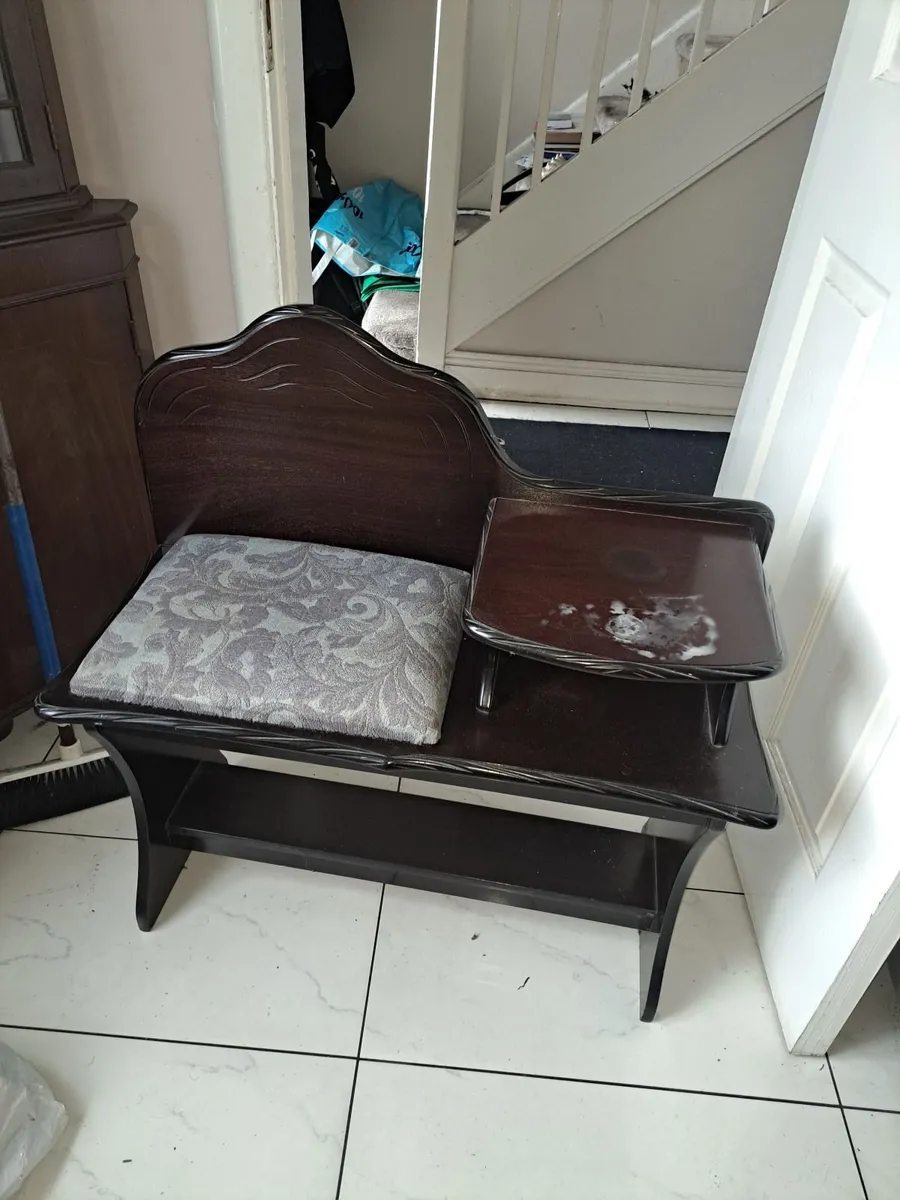 Phone table - Image 1