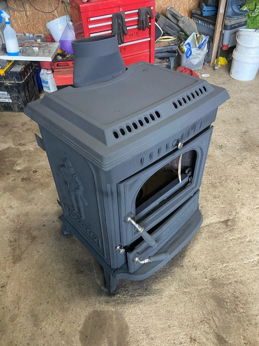 Stove - Image 1