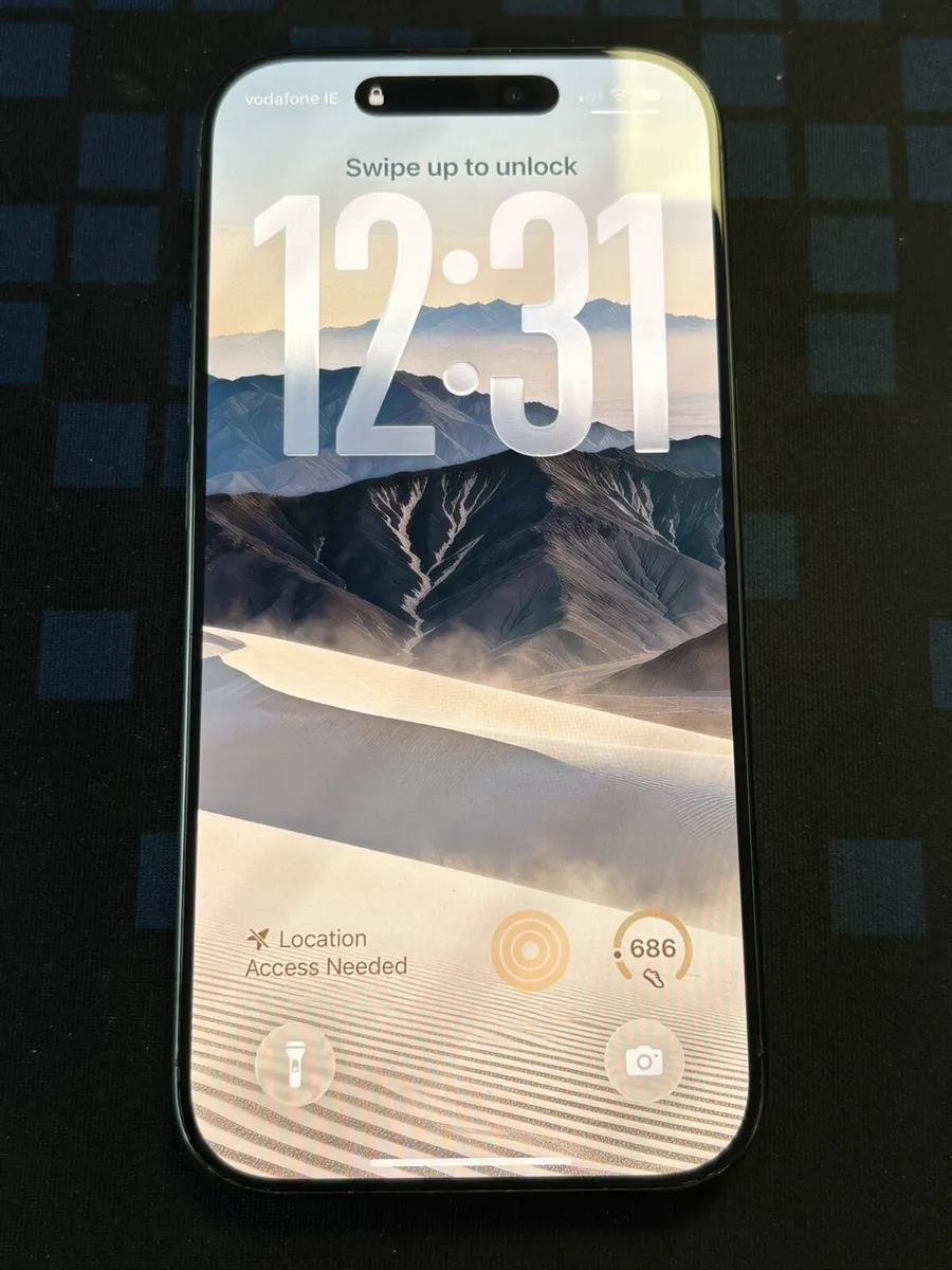 iPhone 16 pro - Image 1