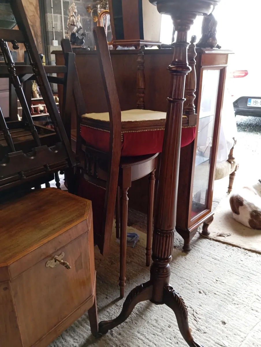 Victorian torchere - Image 2