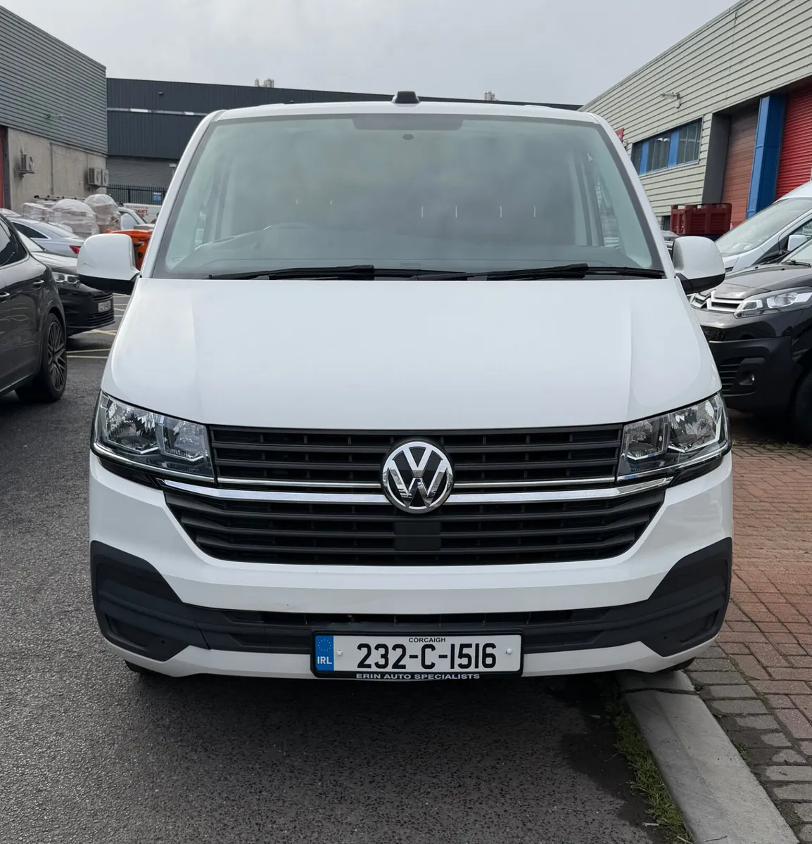 232 Volkswagen Transporter Trendline LWB - Image 2