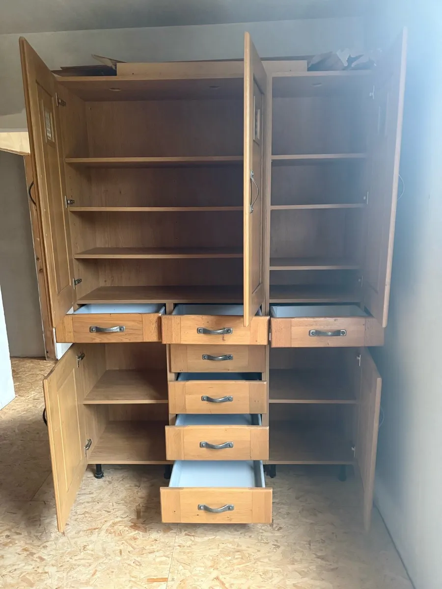 Kitchen units - Image 2