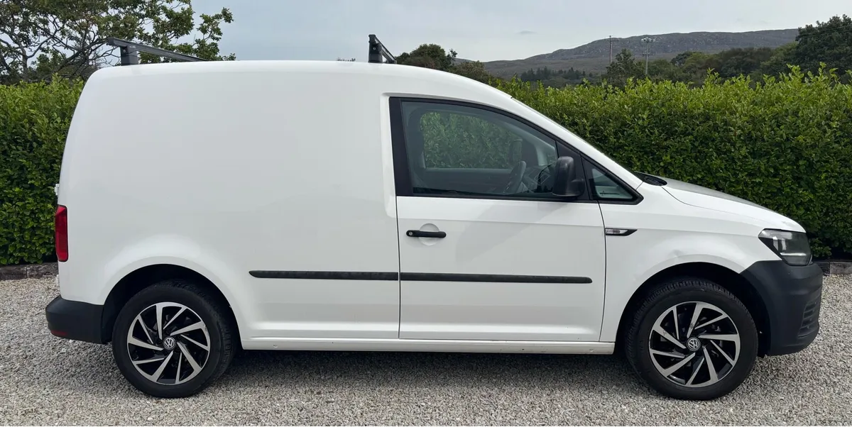 VW Caddy Van 2l TDI (No Vat) - Image 4