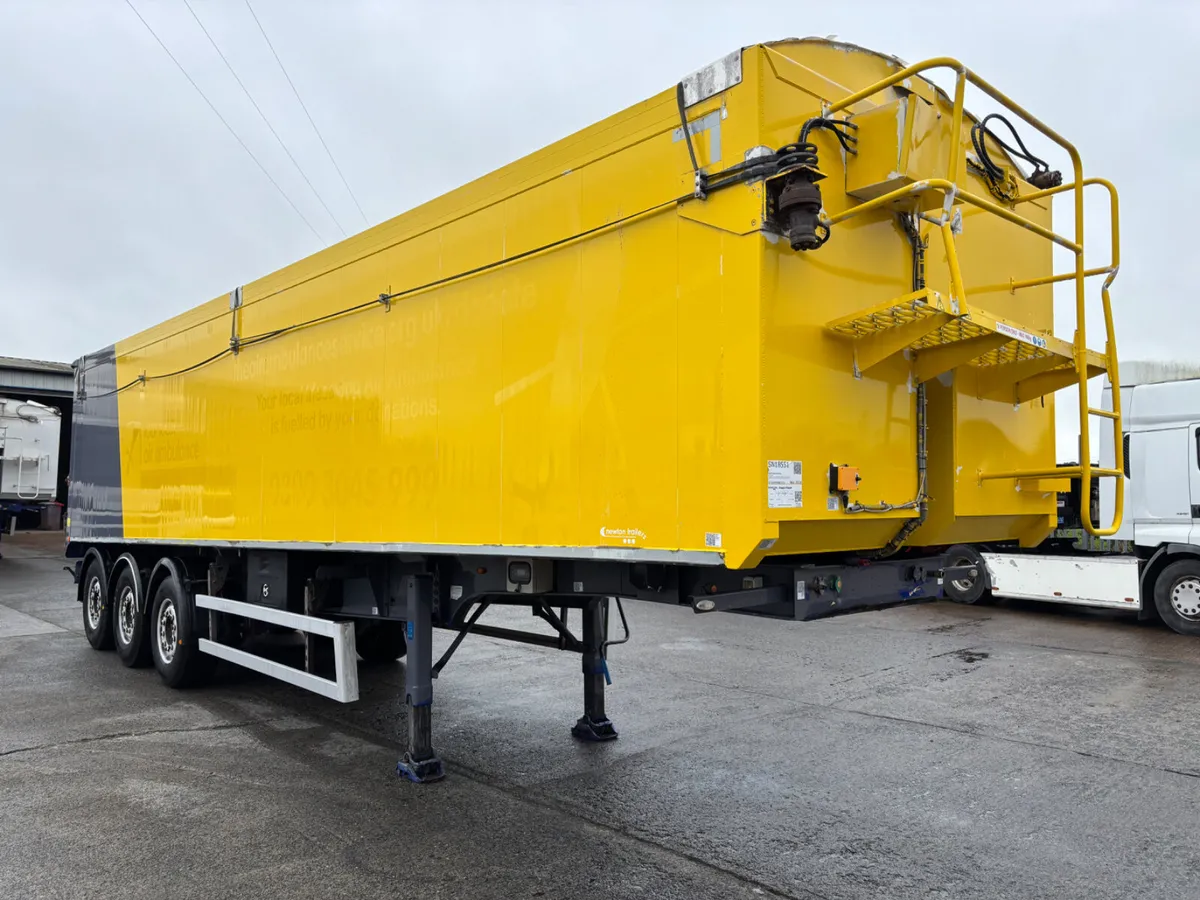 2015 Fruehauf bulk tipping trailer Auto cover - Image 2