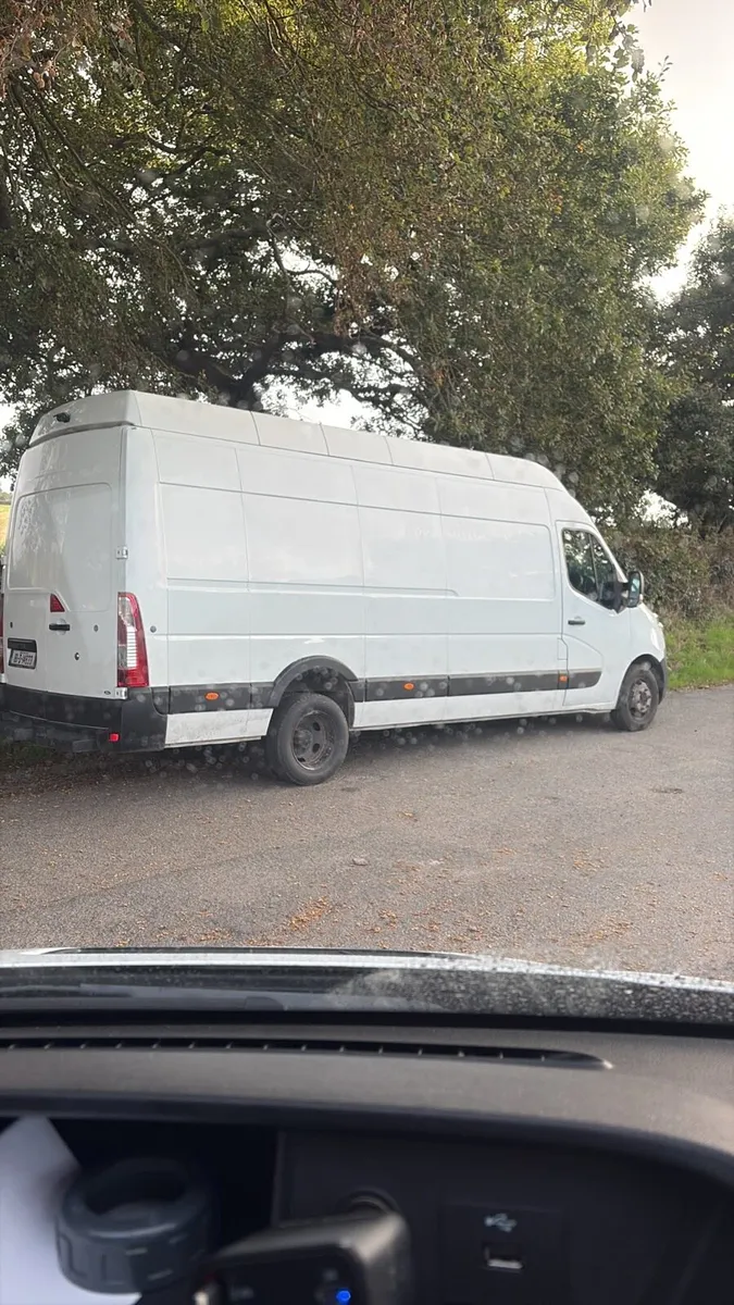 Renault master fridge van - Image 3