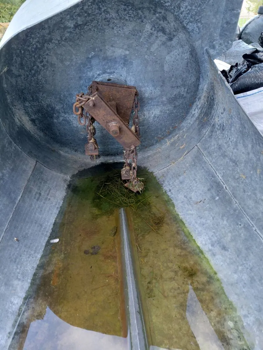 Self Load Muck Spreader - Image 2
