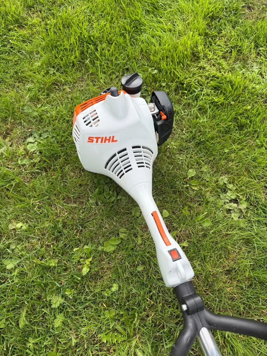 Stihl FS 38 Strimmer/ Grass Trimmer as new - Image 3