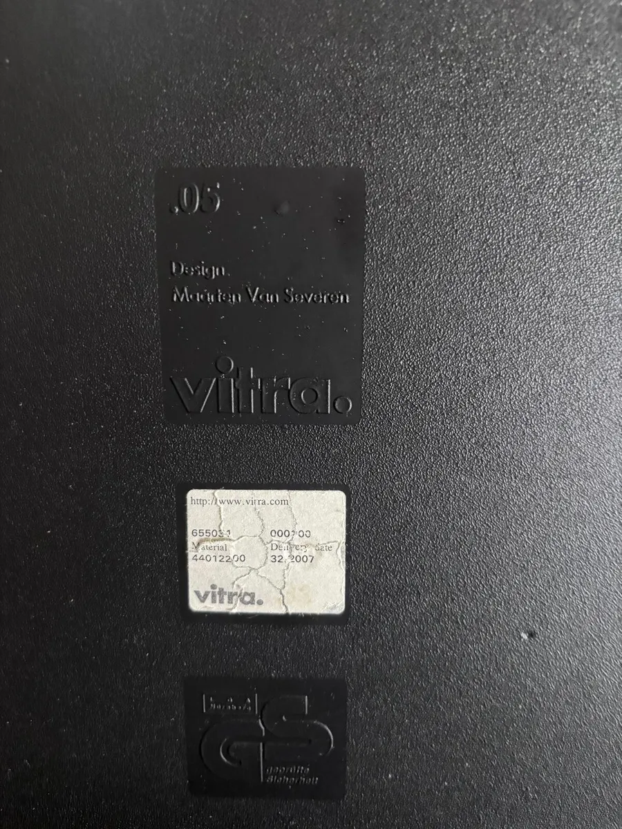 vitra 05vdesign chairs - Image 3