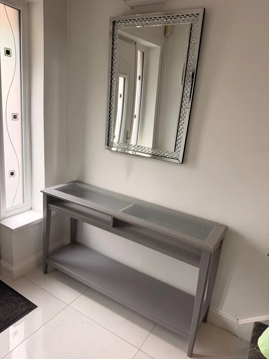 Console table & Mirror