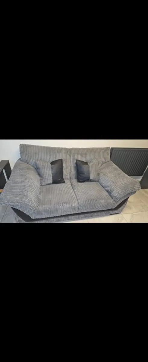 Zana 3&2 sofas Grey - Image 2