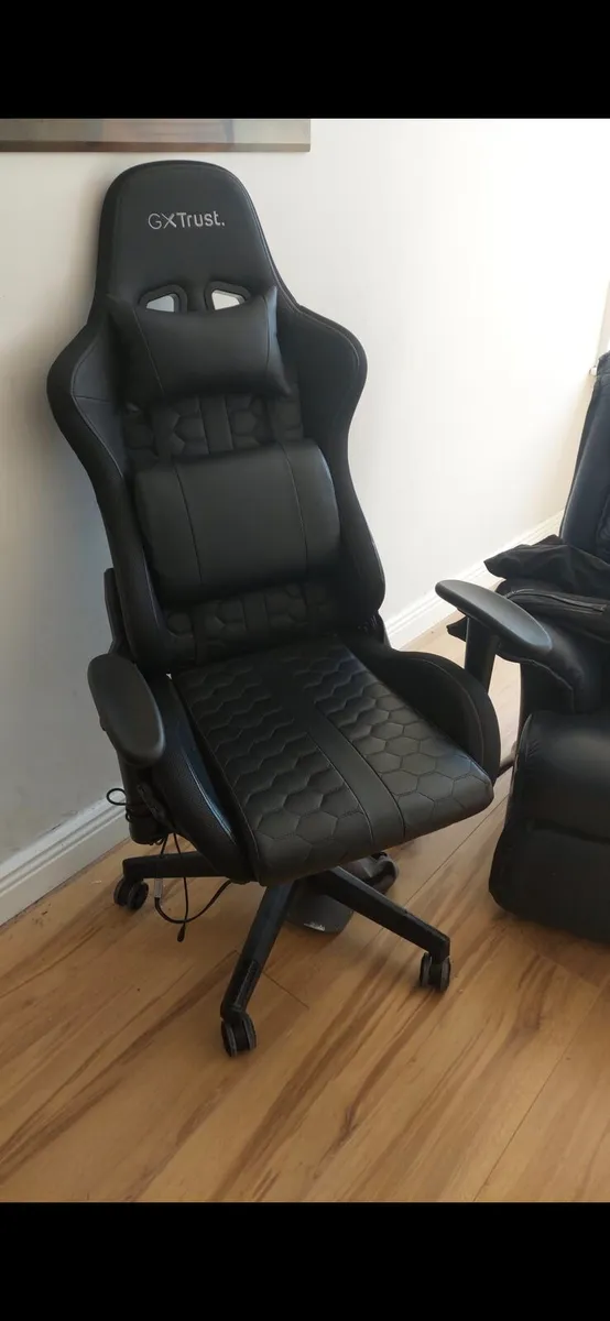 Gaming/Office Chair