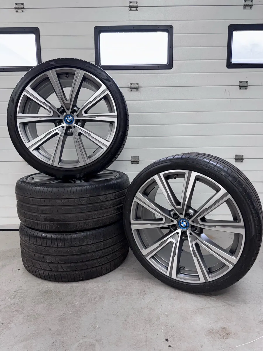 Genuine 22” G05 X5 Alloys - Image 3