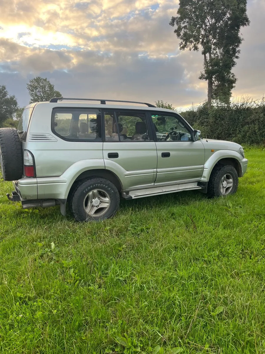 Toyota Land Cruiser 2000 - Image 4