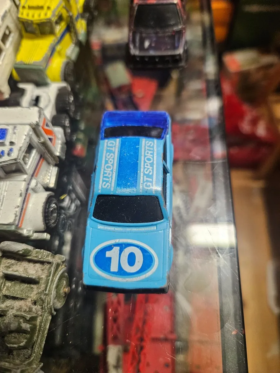 Matchbox Hotwheels 27 pieces - Image 3