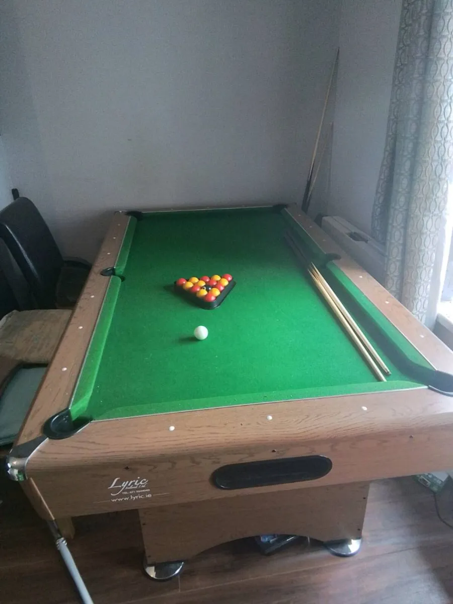 Pool table - Image 2