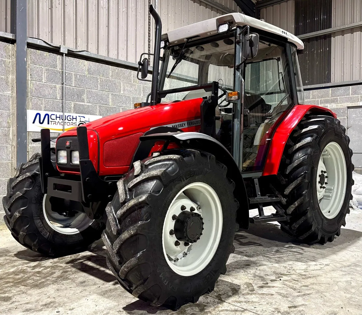 MASSEY FERGUSON 4255 **Manual Shuttle** - Image 3