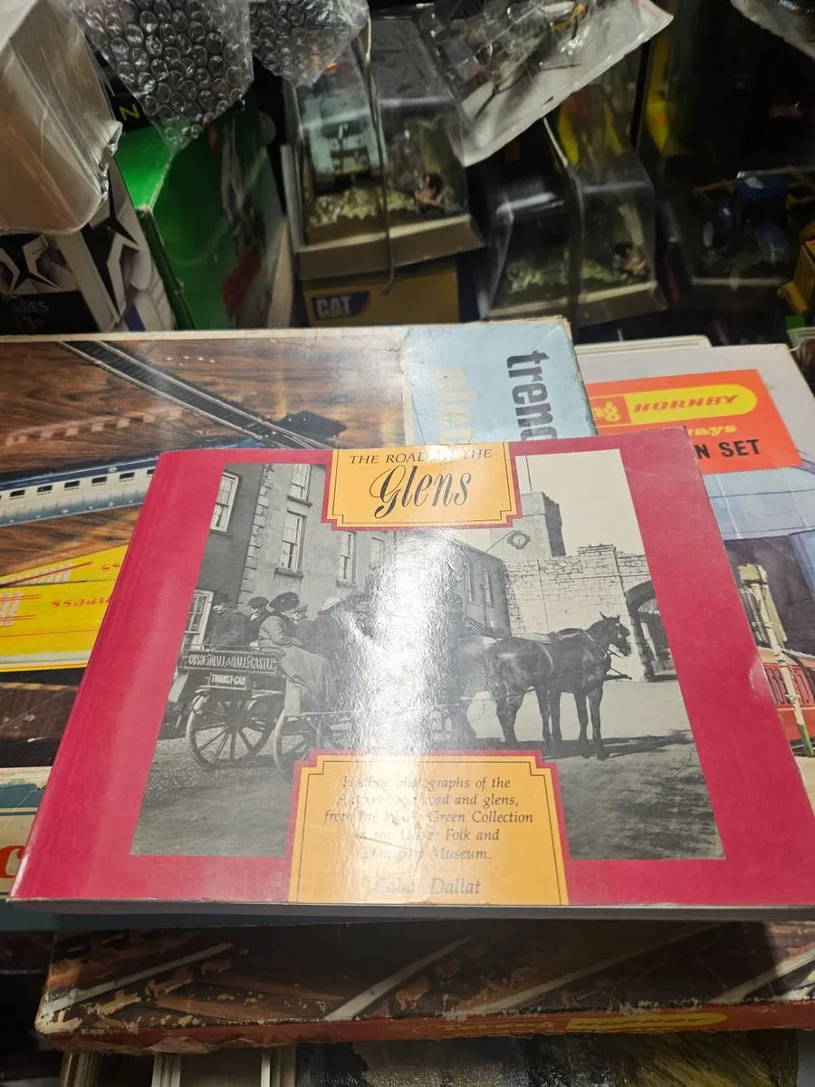 Book Road to the Glens - Image 1