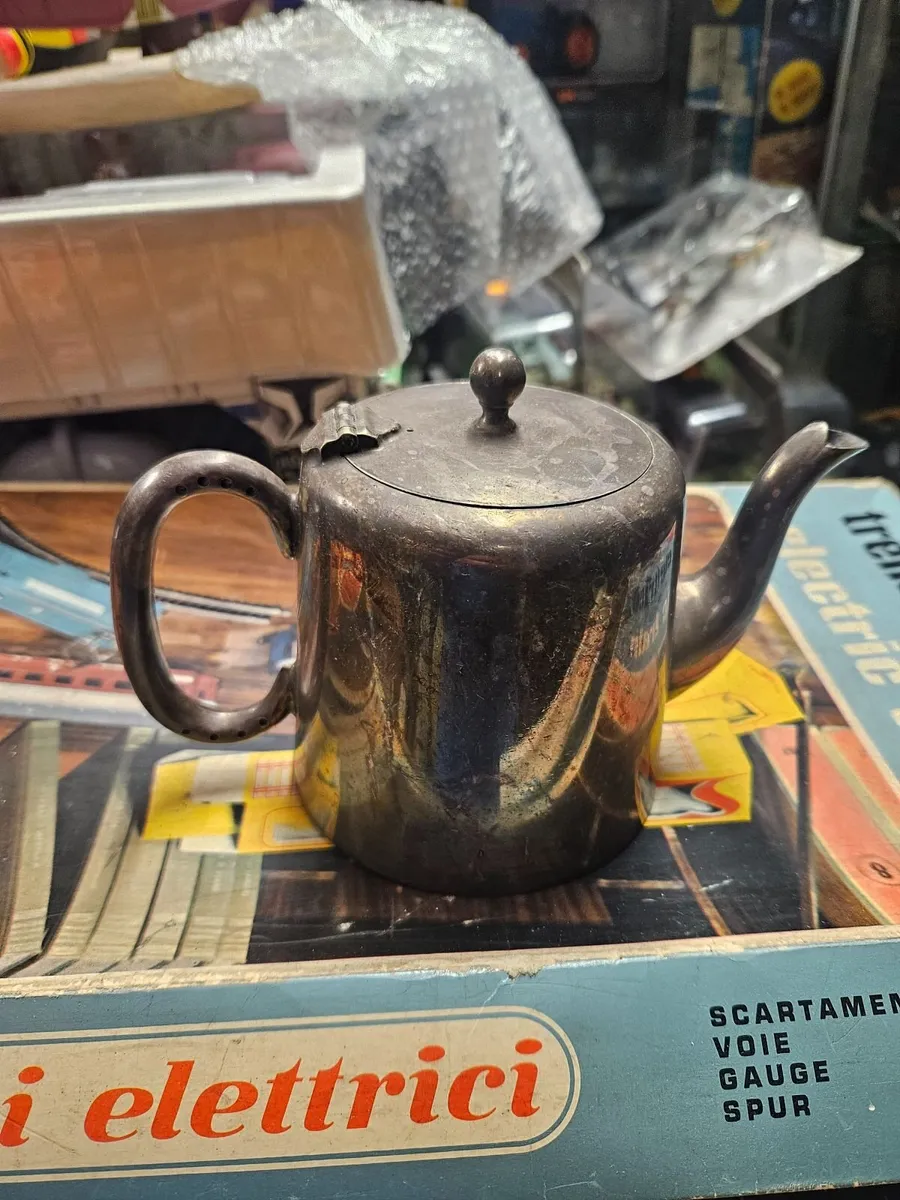 Vintage EPNS Tea Pot - Image 2