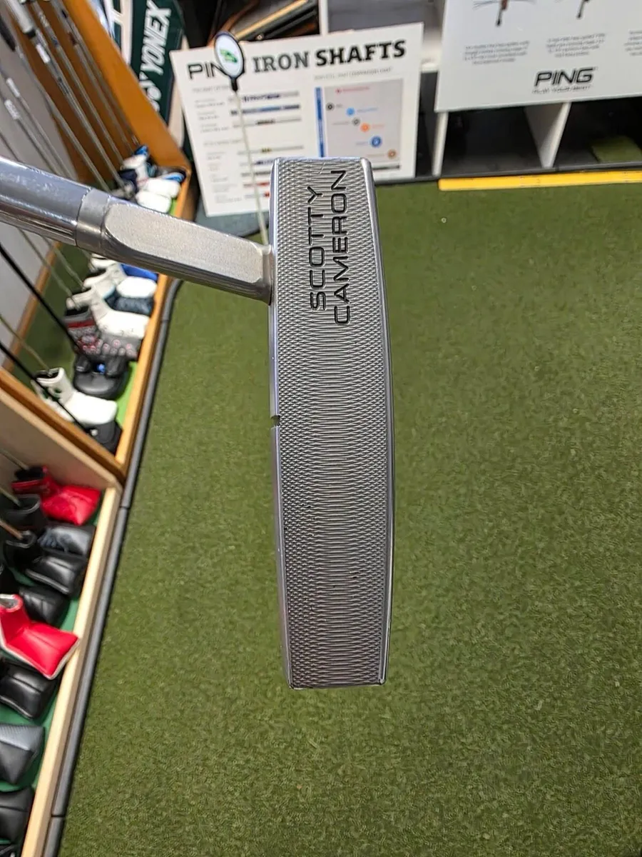 Scotty Cameron Phantom X 5.5 Putter - Image 4