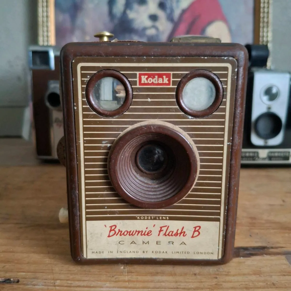 1950s Kodak Brownie Flash B Box Camera - Image 1