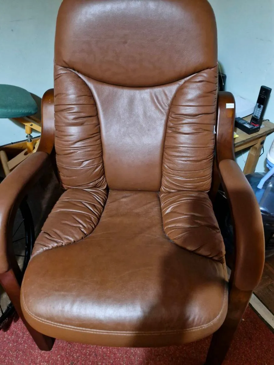 Orthopedic armchair - Image 1