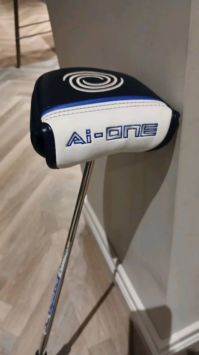Odyssey Ai-One Square  2 Square Max1 putter - Image 3