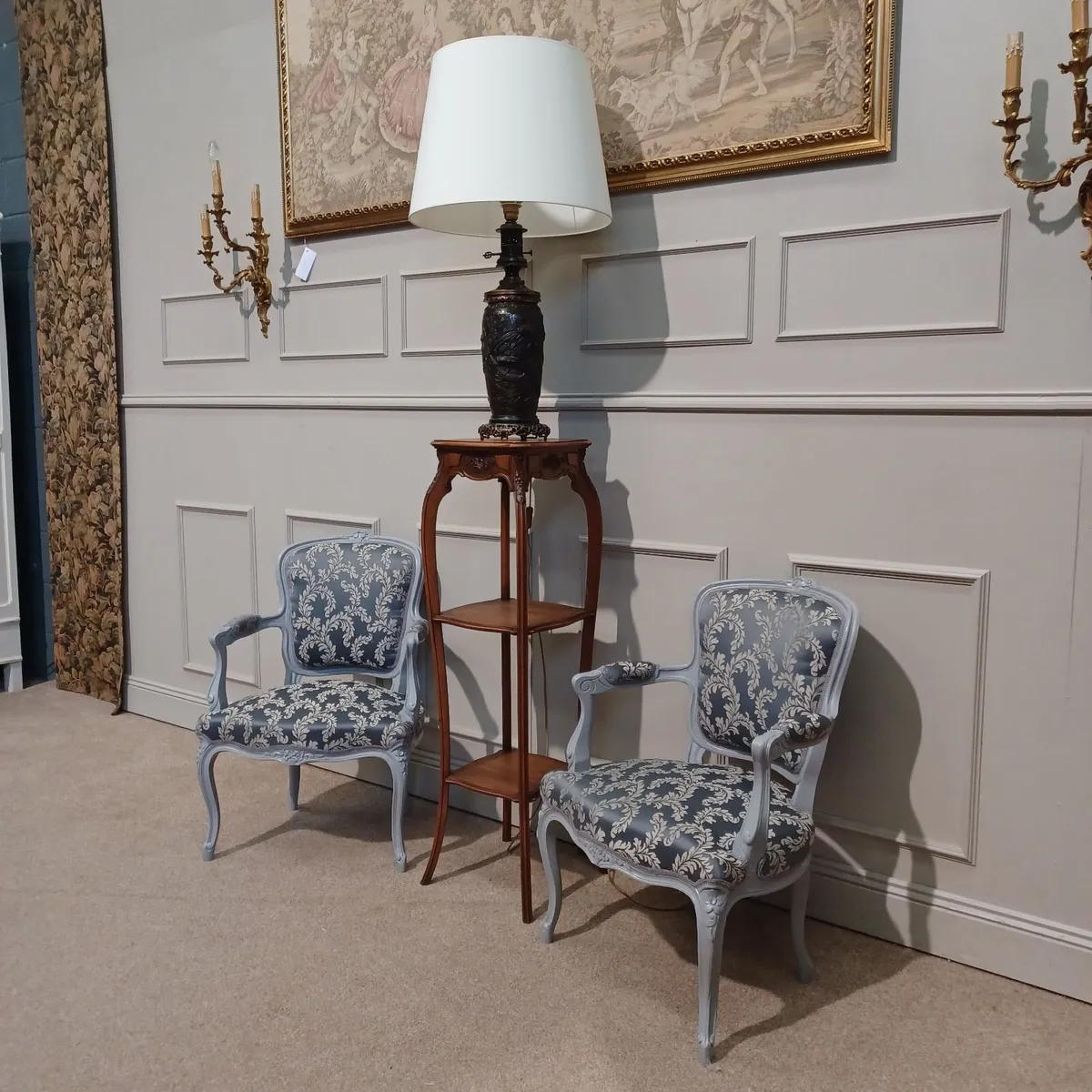 Two grey armchairs, a plant stand, and a lamp - Image 4