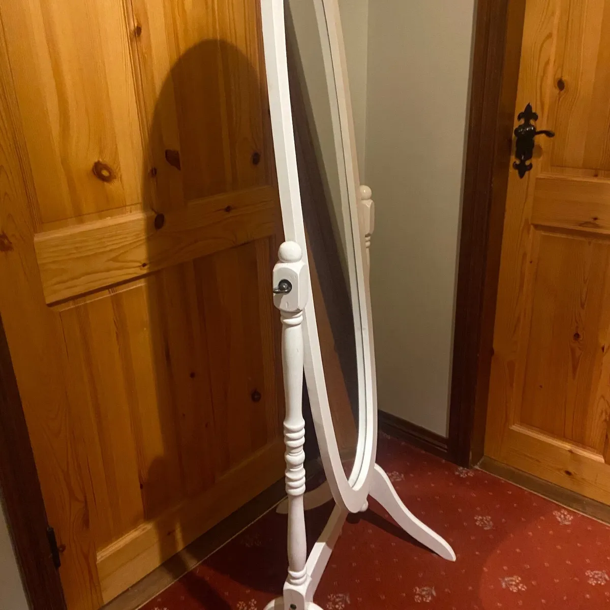 Free standing mirror - Image 1