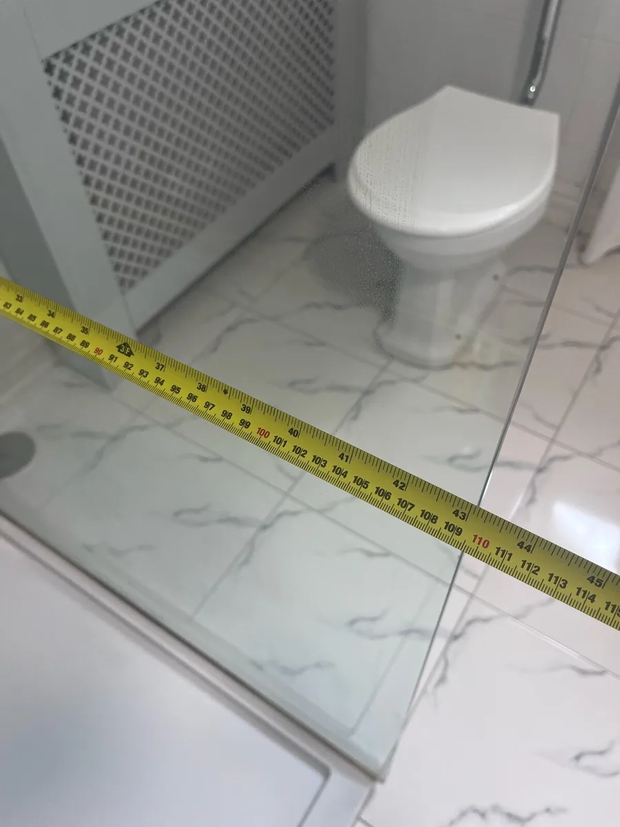 Chrome Effect Wet Room Glass Screen & Shower Tray - Image 4