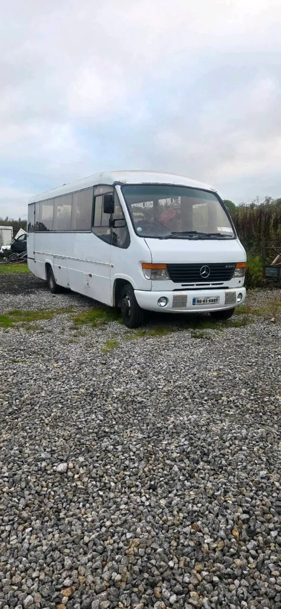 Mercedes Vario - Image 2