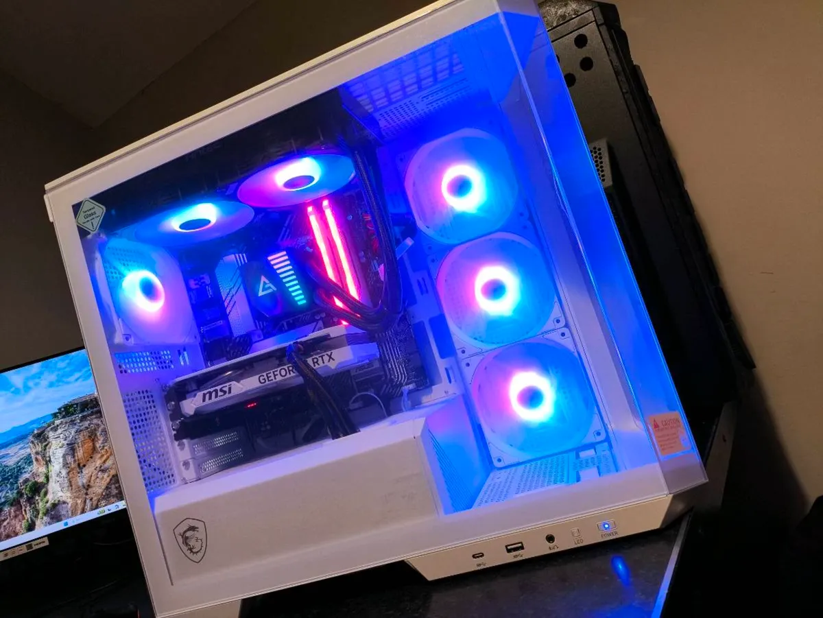 Gaming PC RTX 4060 11th Gen Intel i7 - Image 2