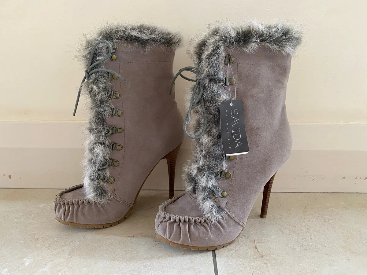 New New SAVDA Stylish Charcoal High Hiker Boots - Image 3