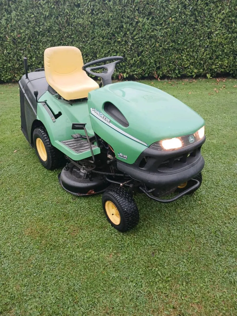 John Deere hydrostatic - Image 2
